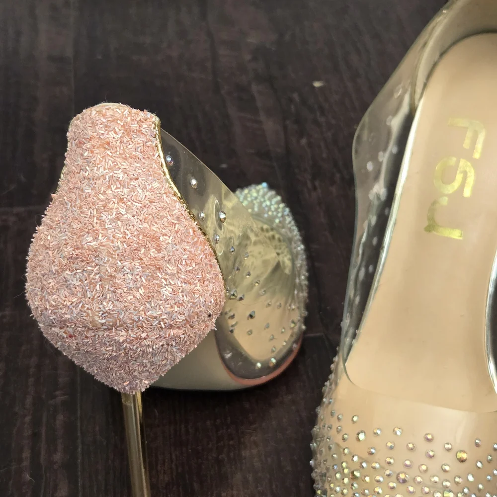 💃Stylish Transparent Heels with Gold and Pink Accents✨️ - Picture 5 of 12